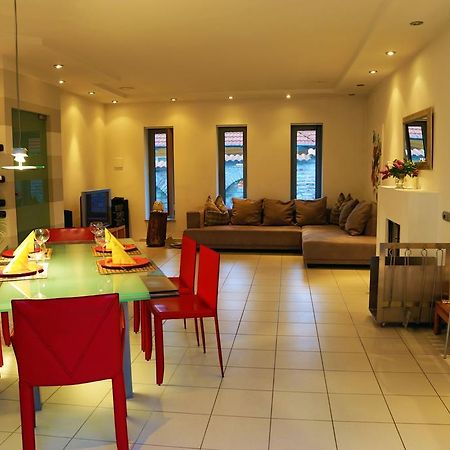 Hajnal Nyaralohaz Villa Balatonfenyves Exteriör bild