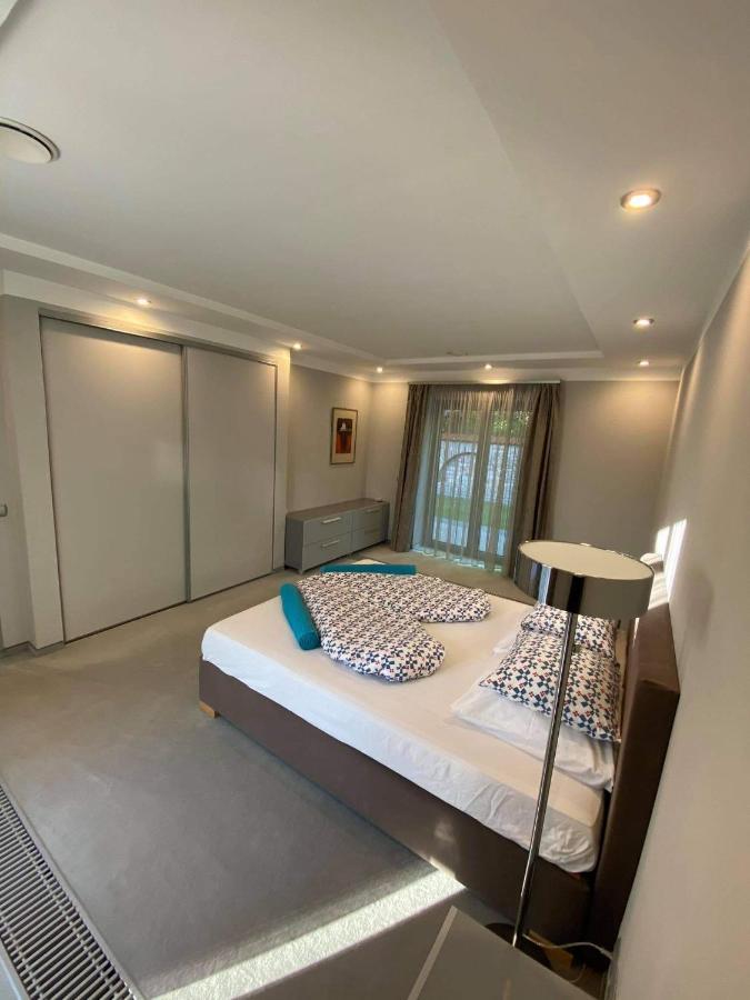 Hajnal Nyaralohaz Villa Balatonfenyves Exteriör bild